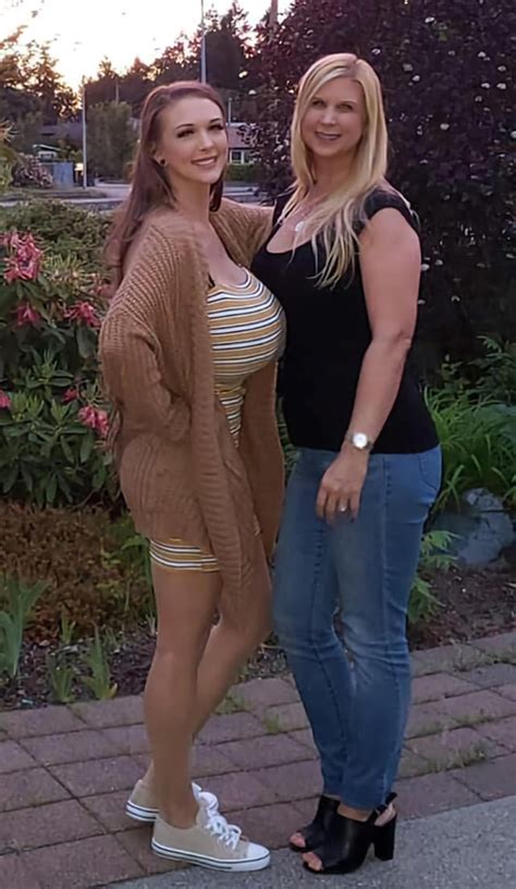 huge boobs stepmom